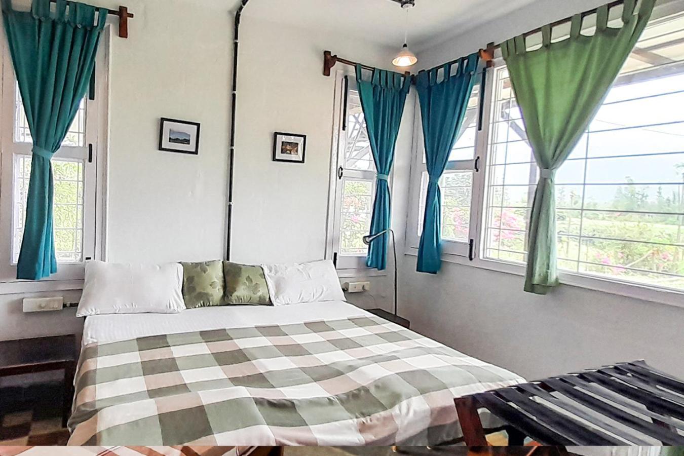 Forest Side Farm - Homestay At Kotabagh Near Nainital And Jim Corbett Bagian luar foto